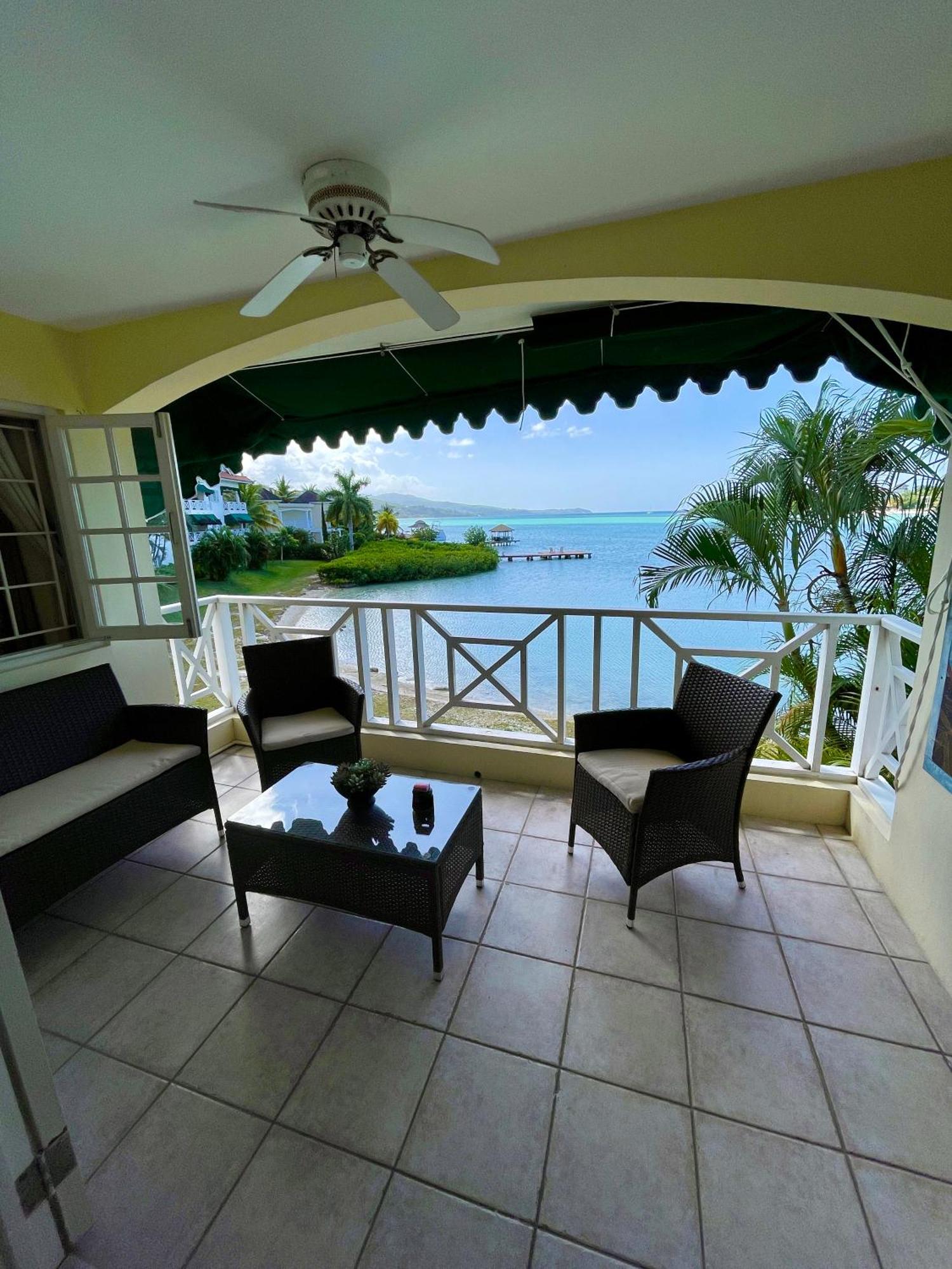 Luxury Apartments And Rooms,The Lagoons Montego Bay Buitenkant foto